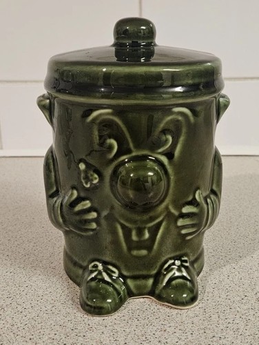 Vintage 1980s dusty bin - vintage,