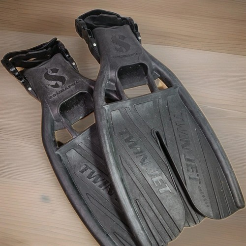 Scubapro twin jet split fins - scubapro,