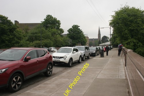 Photo 12x8 pavement queen - pavement,,
