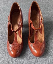 Chie Mihara T-bar Mary-Jane Tan Heels with Brogue Detail Size 6 - VGC