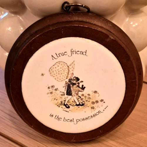 Vintage holly hobbie wall - vintage,