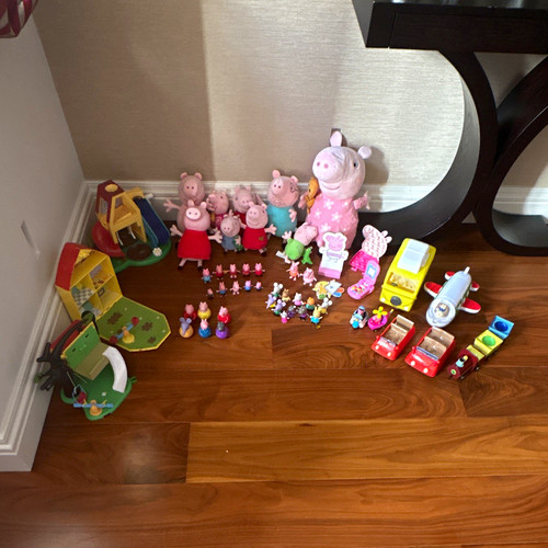 Peppa pig toy - peppa, with