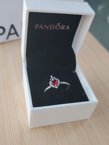 Pandora disney collection ring - disney,