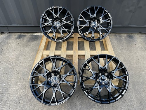 Rs3 alloy wheels black - 19",