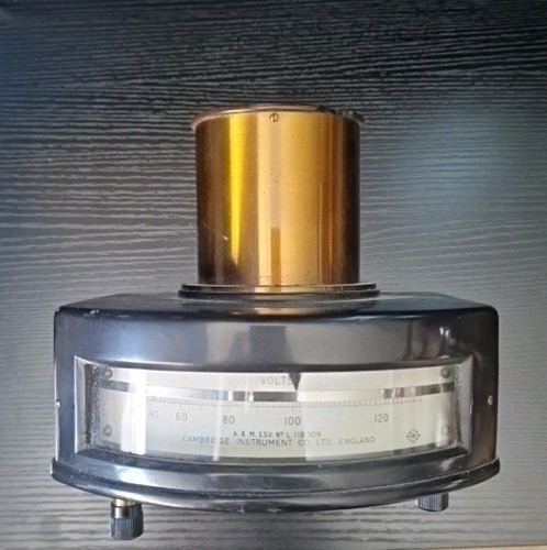 Vintage ayrton mather - vintage, static