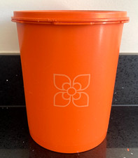 Vintage Tupperware Bright