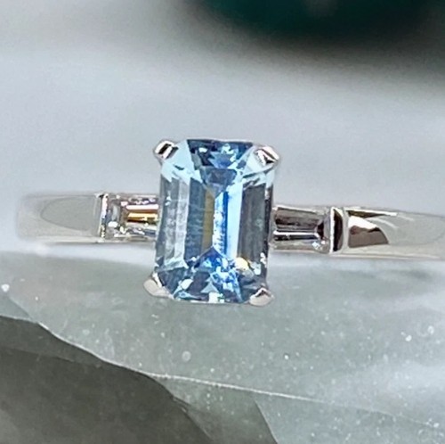 Aquamarine diamond ring - diamond,