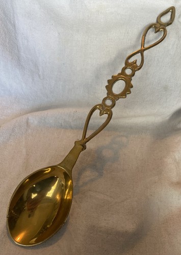 Large vintage welsh brass - vintage, love