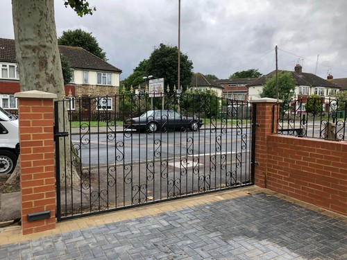 Metal sliding gate driveway - sliding,