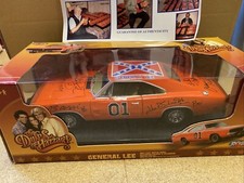 General Lee Joyride 1:18 The Dukes of Hazard Boxed Signed Rare Diecast Car Mint