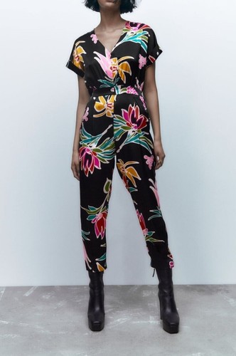 Zara stunning black floral - zara,