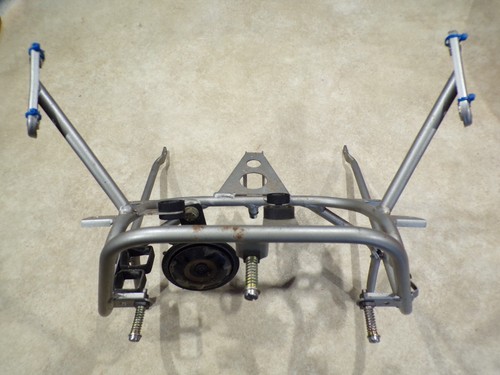 Ducati 600 750 900 front - 900, ss
