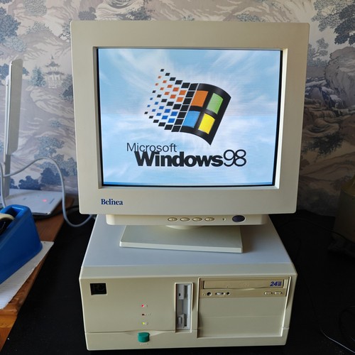 Vintage windows desktop - se,