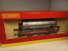 Hornby R 6208A 20 Ton Tanker