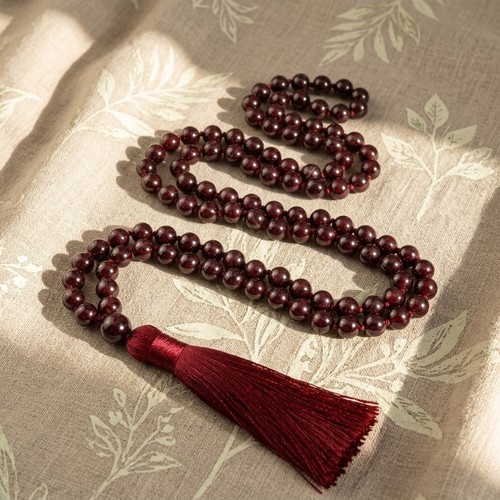 Red garnet 108 - garnet,