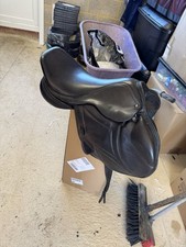 17.5 Inch Ideal Black Leather