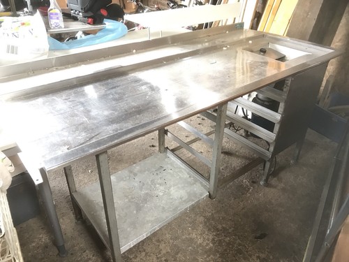 Stainless steel tables - stainless,