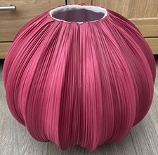 Vintage Pink Pleated Ceiling