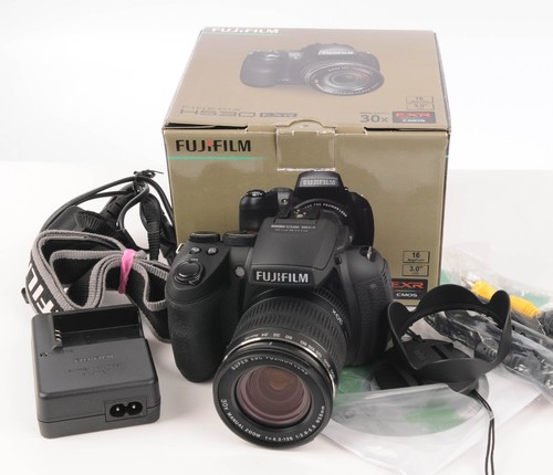 Fuji finepix hs30 - finepix, exr