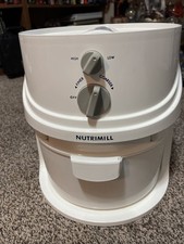 NUTRIMILL multi-grain milling 20 cup capacity fine to coarse flour pre-owned