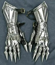 Medieval gauntlet pair accents