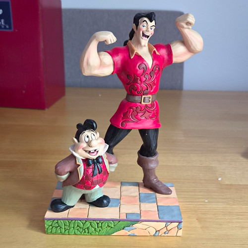 Disney showcase collection - showcase,
