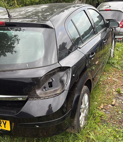 Vauxhall astra fuel flap - vauxhall, h