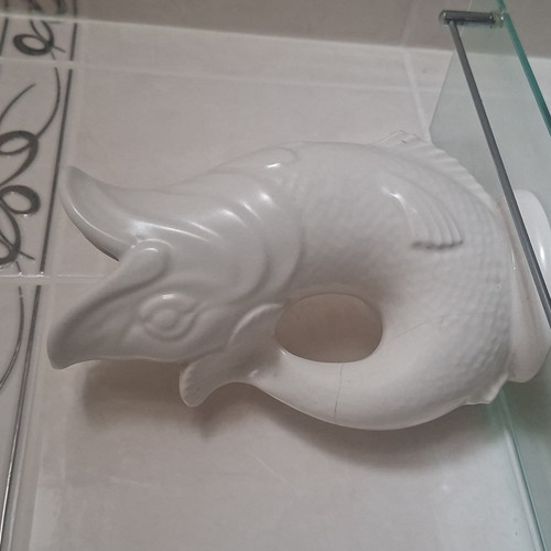 White dartmouth pottery - white,