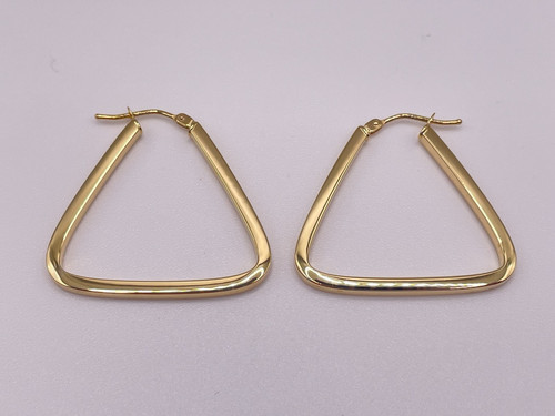 9ct gold triangular - 9ct,