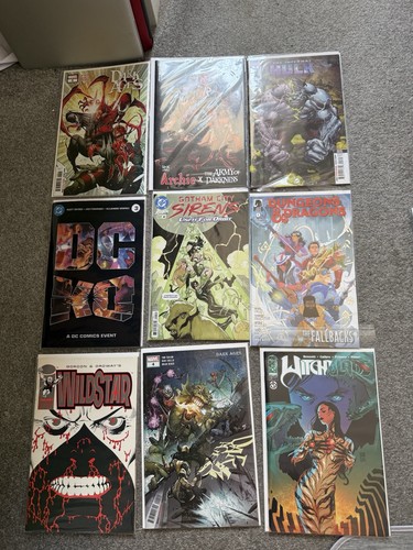 Mixed comic bundle x18 - comic,