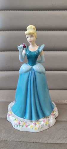 Royal doulton disney showcase - royal,