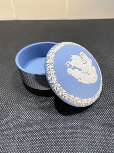 Small wedgewood blue - and, white