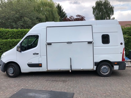 White renault master ton - white,