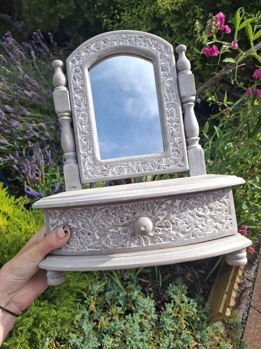 Gorgeous wooden trinket - , box