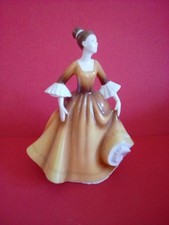 ROYAL DOULTON 'Stephanie'