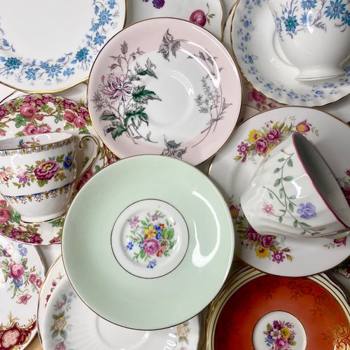 Teacups saucers side plate - teacups,,