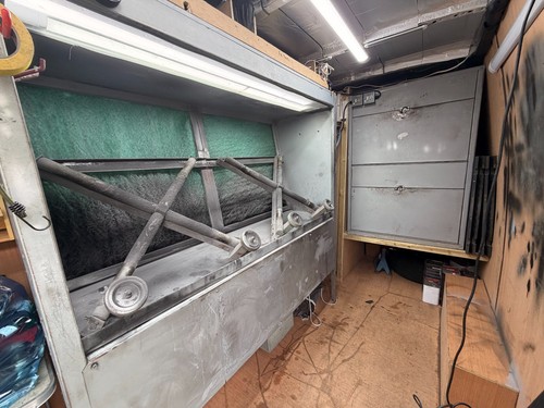Spray booth for - spray, alloy