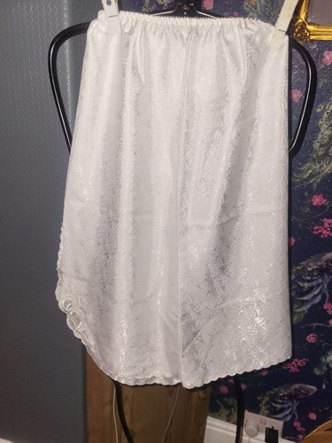 Underside vintage white satin - vintage,