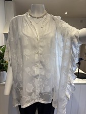 Masai Clothing White