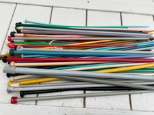 Odd vintage knitting needles
