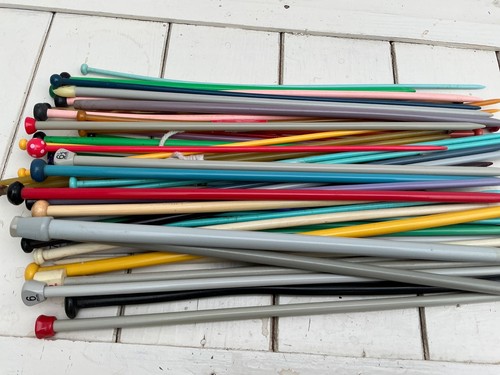 Odd vintage knitting needles