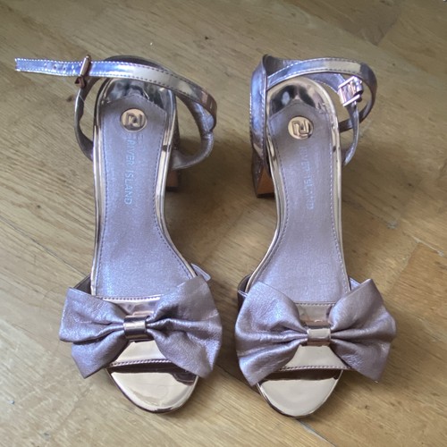 Rose gold open toe sandals - toe,