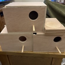 3 X Budgie Nest Nesting Breeding Box With Concave Size 8.5” x 5.5” x 5.5”