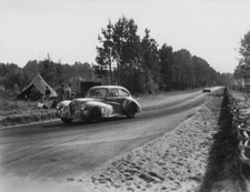 J H Bartlett Nigel H Mann