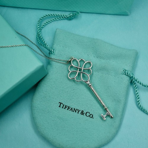 Tiffany large celtic key - &,
