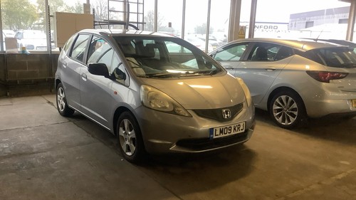 Honda jazz petrol 2009 - jazz,