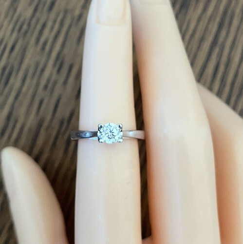 18ct white gold 33ct - white, 0.33ct