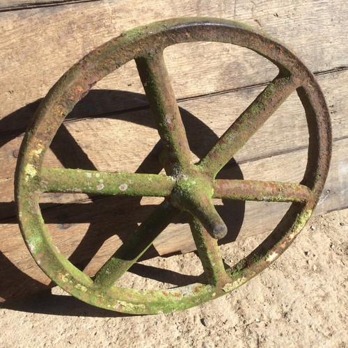 Old early victorian - victorian, cast