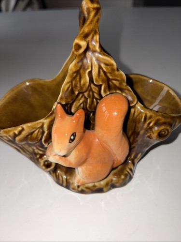 Vintage sylvac red squirrel - red,
