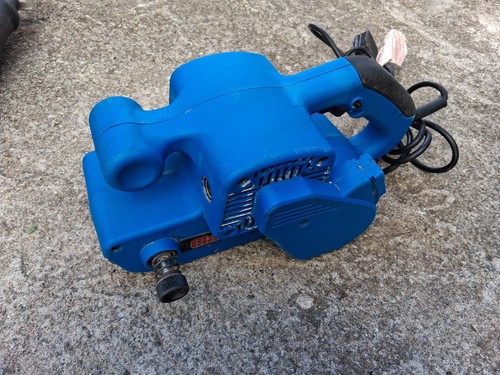 Clarke belt sander bs1 900w - belt,